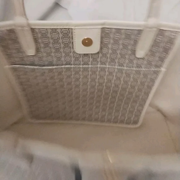 TORY BURCH GEMINI CHAIN PRINT LARGE TOTE HANDBAG - Picture 9 of 12